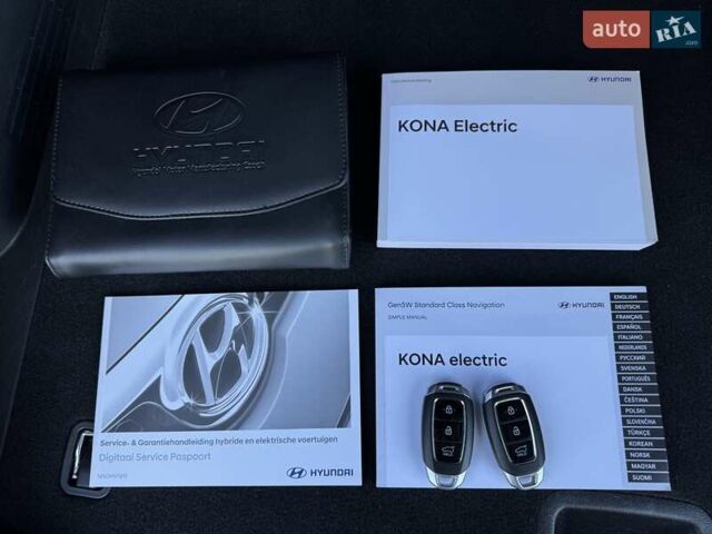 Синий Хендай Kona, объемом двигателя 0 л и пробегом 85 тыс. км за 17900 $, фото 4 на Automoto.ua