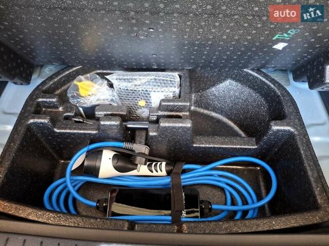 Синий Хендай Kona, объемом двигателя 0 л и пробегом 104 тыс. км за 18500 $, фото 30 на Automoto.ua
