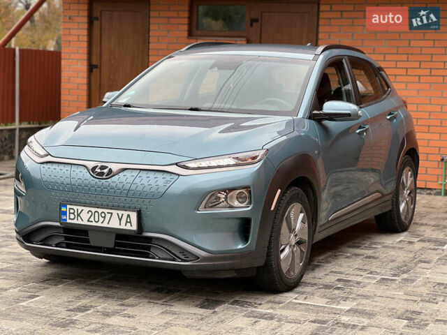 Синий Хендай Kona, объемом двигателя 0 л и пробегом 70 тыс. км за 14800 $, фото 5 на Automoto.ua