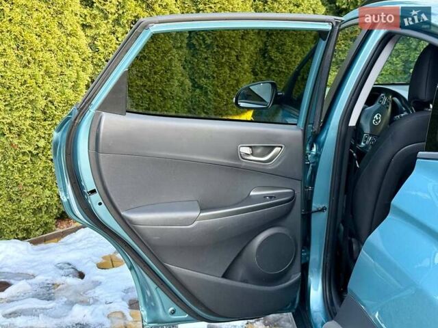 Синий Хендай Kona, объемом двигателя 0 л и пробегом 105 тыс. км за 17200 $, фото 22 на Automoto.ua