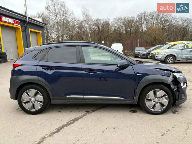 Синий Хендай Kona, объемом двигателя 0 л и пробегом 123 тыс. км за 15599 $, фото 5 на Automoto.ua