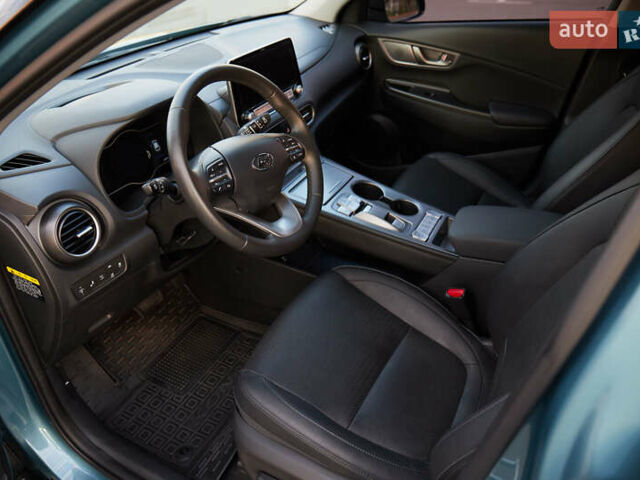 Синий Хендай Kona, объемом двигателя 0 л и пробегом 19 тыс. км за 34500 $, фото 11 на Automoto.ua