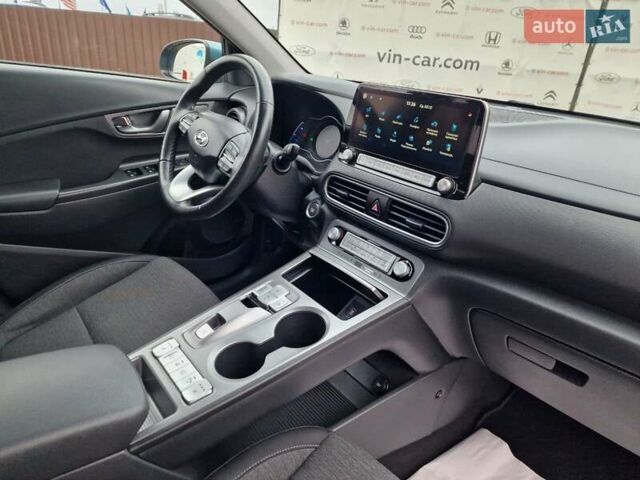 Синій Хендай Kona, об'ємом двигуна 0 л та пробігом 76 тис. км за 15900 $, фото 44 на Automoto.ua