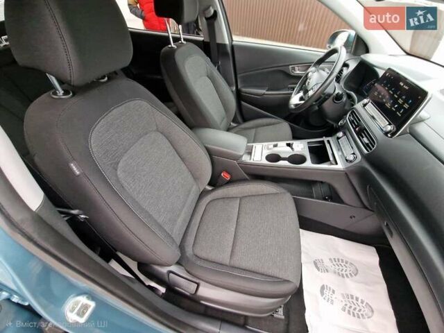 Синій Хендай Kona, об'ємом двигуна 0 л та пробігом 76 тис. км за 15900 $, фото 45 на Automoto.ua