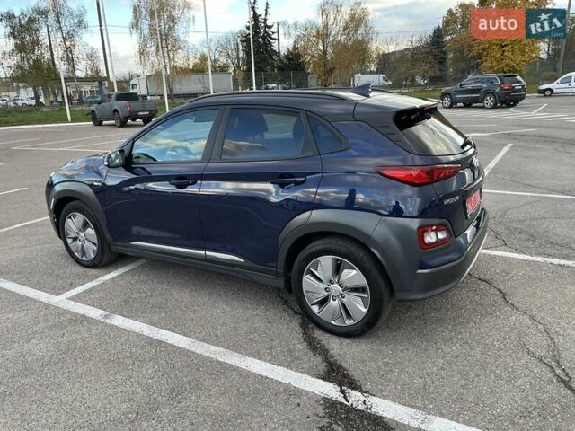 Синий Хендай Kona, объемом двигателя 0 л и пробегом 114 тыс. км за 17950 $, фото 16 на Automoto.ua