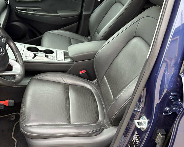 Синий Хендай Kona, объемом двигателя 0 л и пробегом 123 тыс. км за 15599 $, фото 19 на Automoto.ua