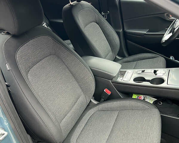 Синий Хендай Kona, объемом двигателя 0 л и пробегом 70 тыс. км за 14800 $, фото 20 на Automoto.ua