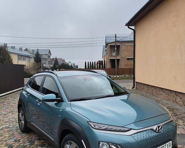 Синий Хендай Kona, объемом двигателя 0 л и пробегом 17 тыс. км за 18000 $, фото 19 на Automoto.ua