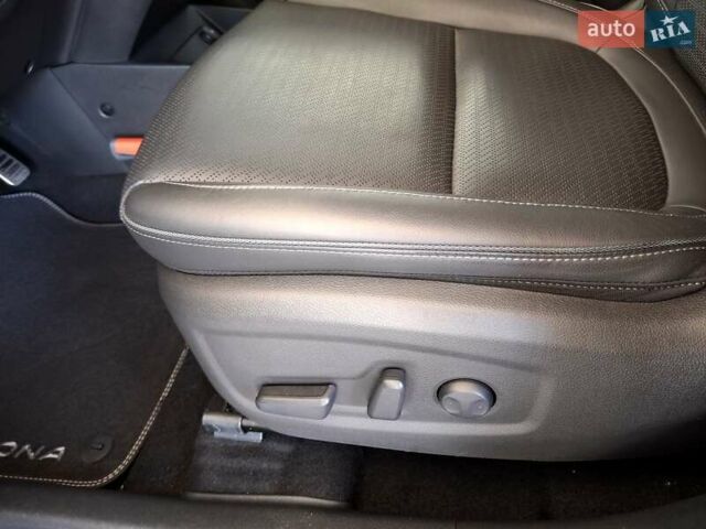 Синий Хендай Kona, объемом двигателя 0 л и пробегом 104 тыс. км за 18500 $, фото 20 на Automoto.ua
