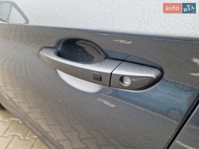 Синий Хендай Kona, объемом двигателя 0 л и пробегом 24 тыс. км за 17800 $, фото 19 на Automoto.ua