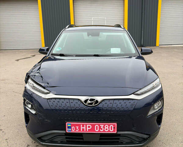 Синий Хендай Kona, объемом двигателя 0 л и пробегом 123 тыс. км за 15599 $, фото 1 на Automoto.ua