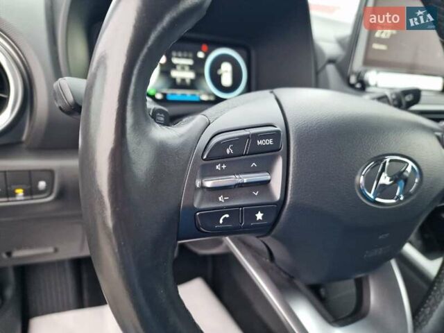 Синий Хендай Kona, объемом двигателя 0 л и пробегом 24 тыс. км за 17800 $, фото 28 на Automoto.ua