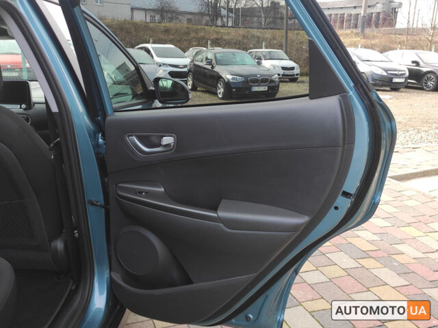 Синий Хендай Kona, объемом двигателя 64 л и пробегом 37 тыс. км за 19900 $, фото 13 на Automoto.ua