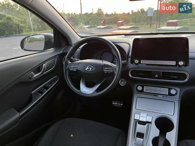 Синій Хендай Kona, об'ємом двигуна 0 л та пробігом 81 тис. км за 17000 $, фото 30 на Automoto.ua