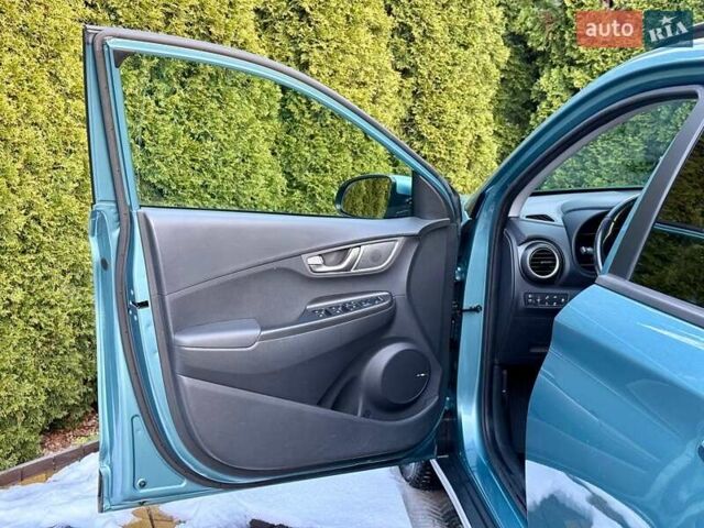 Синий Хендай Kona, объемом двигателя 0 л и пробегом 105 тыс. км за 17200 $, фото 16 на Automoto.ua