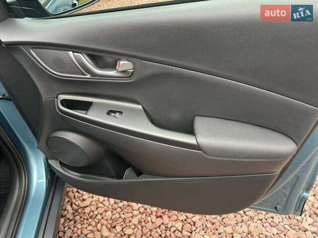 Синій Хендай Kona, об'ємом двигуна 0 л та пробігом 60 тис. км за 19500 $, фото 16 на Automoto.ua