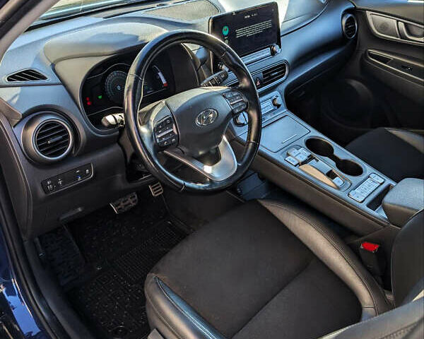 Синий Хендай Kona, объемом двигателя 0 л и пробегом 99 тыс. км за 18500 $, фото 9 на Automoto.ua