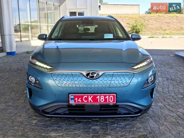 Синий Хендай Kona, объемом двигателя 0 л и пробегом 104 тыс. км за 18500 $, фото 2 на Automoto.ua