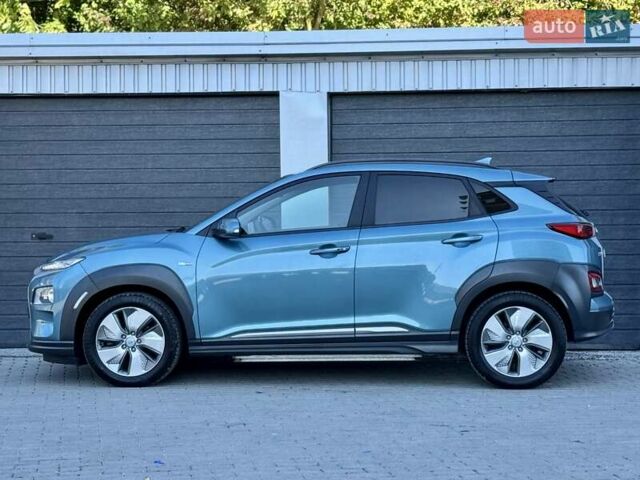Синий Хендай Kona, объемом двигателя 0 л и пробегом 85 тыс. км за 17900 $, фото 13 на Automoto.ua