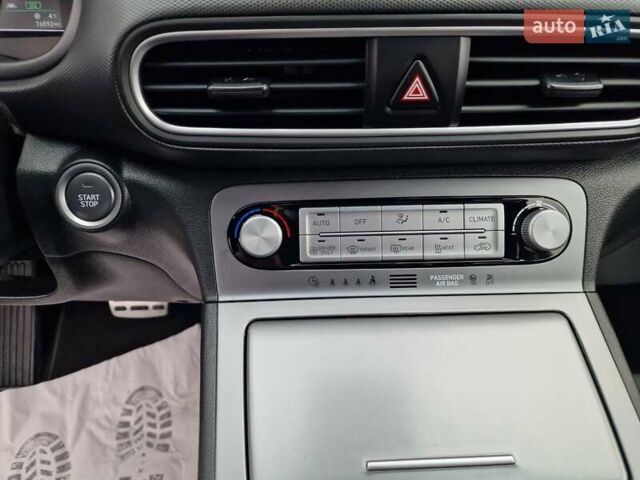 Синій Хендай Kona, об'ємом двигуна 0 л та пробігом 76 тис. км за 15900 $, фото 33 на Automoto.ua