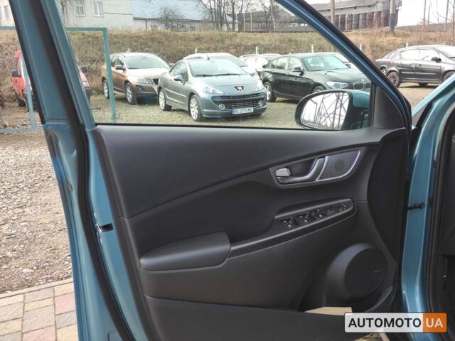 Синий Хендай Kona, объемом двигателя 64 л и пробегом 37 тыс. км за 19900 $, фото 8 на Automoto.ua