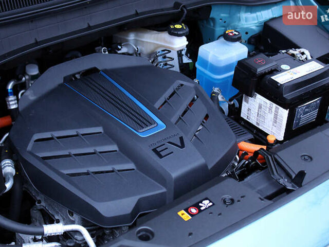 Синий Хендай Kona, объемом двигателя 0 л и пробегом 51 тыс. км за 19300 $, фото 48 на Automoto.ua