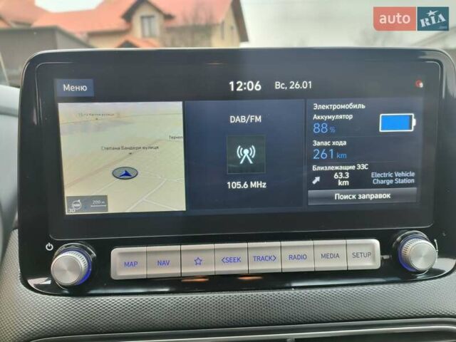 Синий Хендай Kona, объемом двигателя 0 л и пробегом 17 тыс. км за 18000 $, фото 4 на Automoto.ua