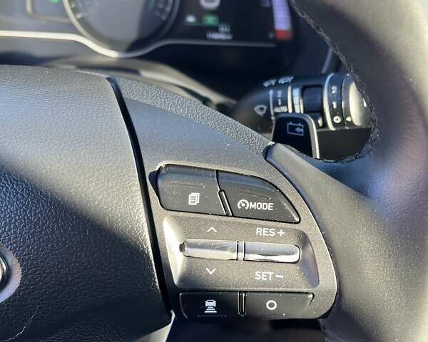 Синий Хендай Kona, объемом двигателя 0 л и пробегом 114 тыс. км за 17950 $, фото 34 на Automoto.ua