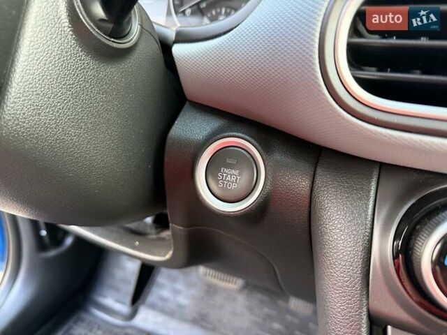 Синий Хендай Kona, объемом двигателя 1.6 л и пробегом 53 тыс. км за 15500 $, фото 14 на Automoto.ua