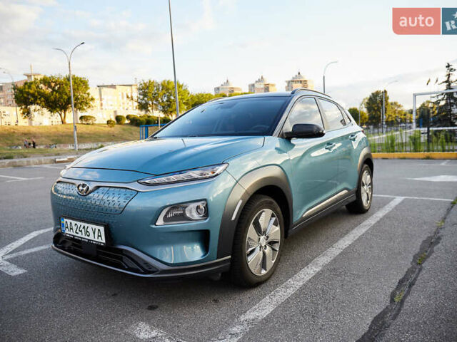 Синий Хендай Kona, объемом двигателя 0 л и пробегом 19 тыс. км за 34500 $, фото 4 на Automoto.ua