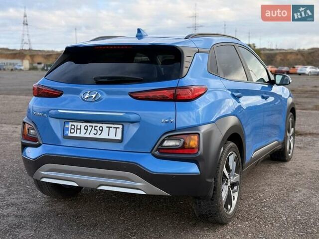Синий Хендай Kona, объемом двигателя 1.6 л и пробегом 53 тыс. км за 15500 $, фото 8 на Automoto.ua