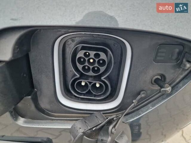 Синий Хендай Kona, объемом двигателя 0 л и пробегом 24 тыс. км за 17800 $, фото 5 на Automoto.ua