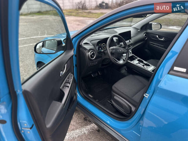 Синий Хендай Kona, объемом двигателя 0 л и пробегом 51 тыс. км за 17400 $, фото 10 на Automoto.ua