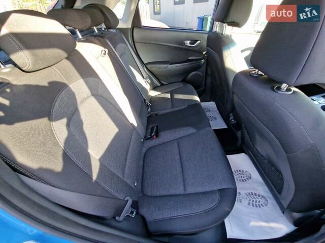 Синій Хендай Kona, об'ємом двигуна 0 л та пробігом 49 тис. км за 18900 $, фото 41 на Automoto.ua