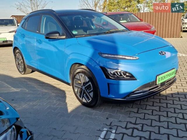 Синій Хендай Kona, об'ємом двигуна 0 л та пробігом 49 тис. км за 18900 $, фото 5 на Automoto.ua