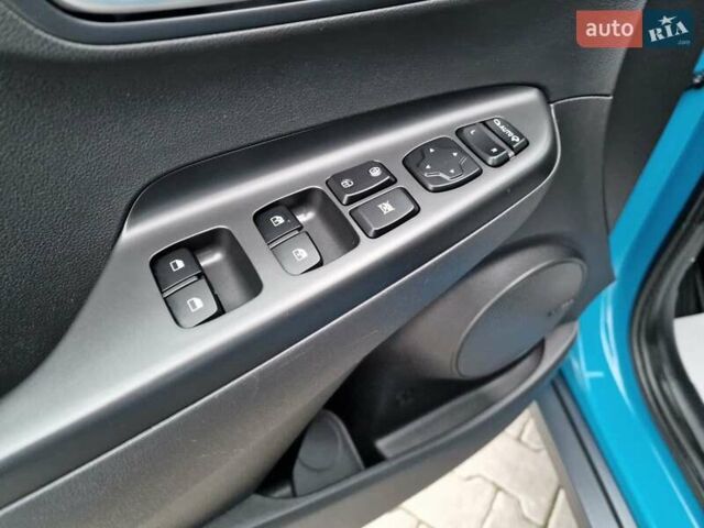 Синий Хендай Kona, объемом двигателя 0 л и пробегом 52 тыс. км за 17300 $, фото 21 на Automoto.ua
