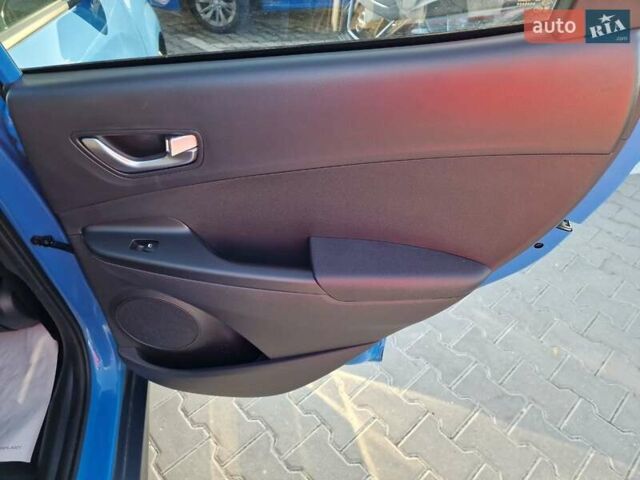 Синій Хендай Kona, об'ємом двигуна 0 л та пробігом 49 тис. км за 18900 $, фото 39 на Automoto.ua