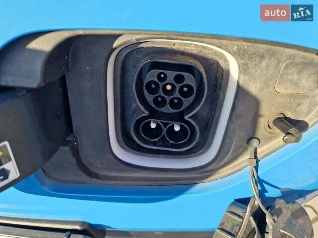 Синій Хендай Kona, об'ємом двигуна 0 л та пробігом 49 тис. км за 18900 $, фото 4 на Automoto.ua