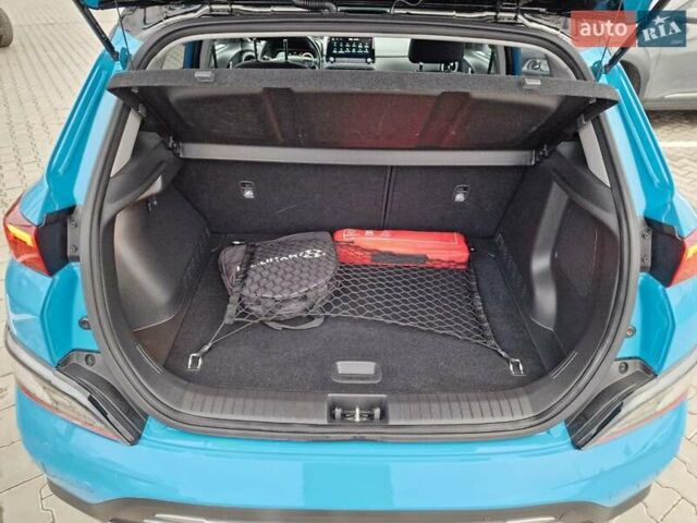 Синий Хендай Kona, объемом двигателя 0 л и пробегом 43 тыс. км за 17700 $, фото 48 на Automoto.ua
