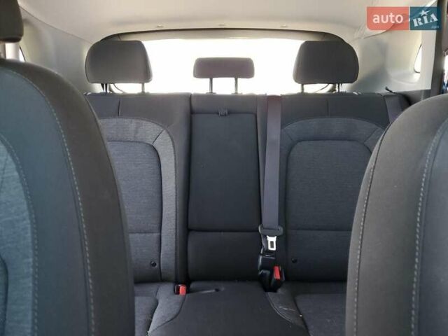 Синій Хендай Kona, об'ємом двигуна 0 л та пробігом 42 тис. км за 13500 $, фото 10 на Automoto.ua