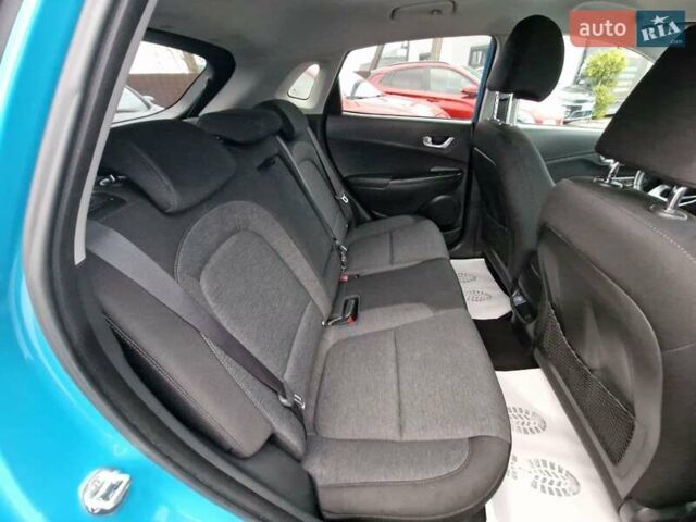 Синий Хендай Kona, объемом двигателя 0 л и пробегом 43 тыс. км за 17700 $, фото 43 на Automoto.ua