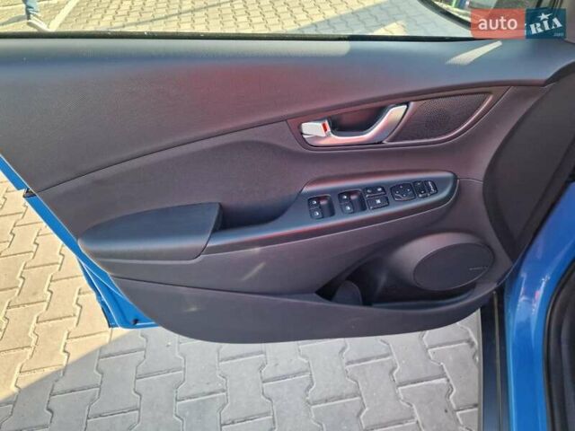 Синій Хендай Kona, об'ємом двигуна 0 л та пробігом 49 тис. км за 18900 $, фото 20 на Automoto.ua