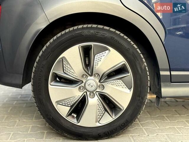Синій Хендай Kona, об'ємом двигуна 0 л та пробігом 130 тис. км за 17990 $, фото 15 на Automoto.ua