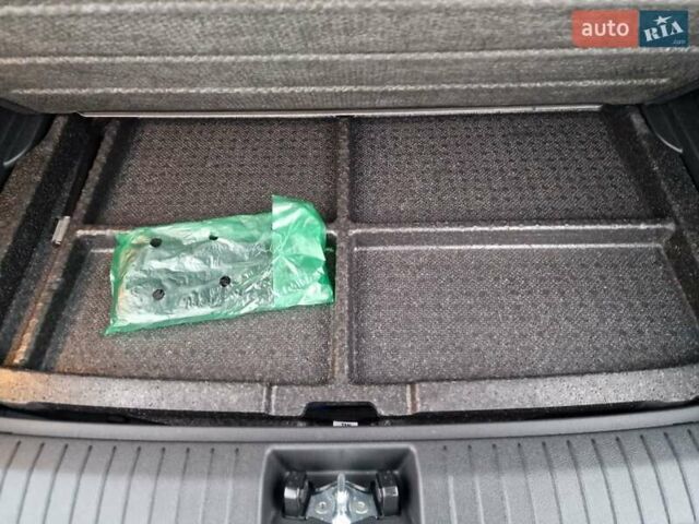 Синий Хендай Kona, объемом двигателя 0 л и пробегом 52 тыс. км за 17300 $, фото 52 на Automoto.ua