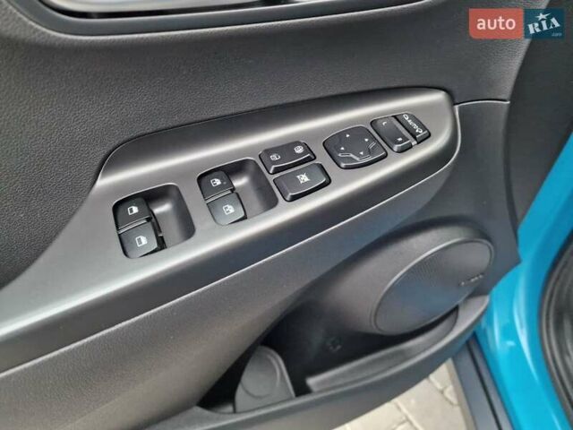 Синий Хендай Kona, объемом двигателя 0 л и пробегом 43 тыс. км за 17700 $, фото 22 на Automoto.ua