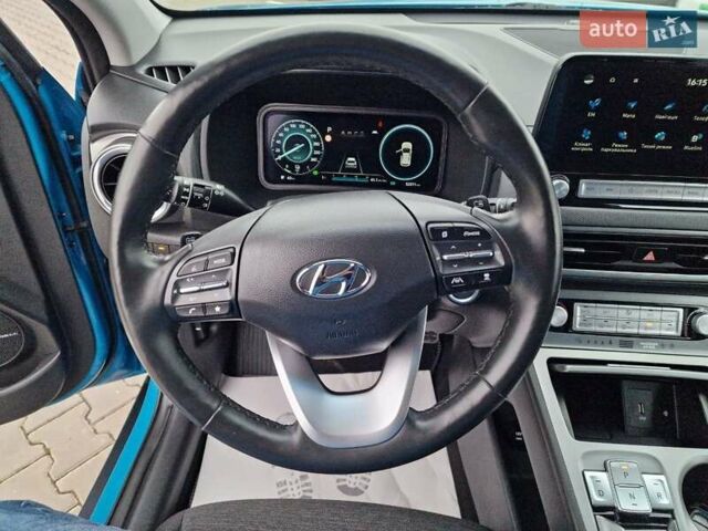 Синий Хендай Kona, объемом двигателя 0 л и пробегом 52 тыс. км за 17300 $, фото 25 на Automoto.ua