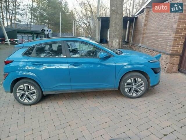 Синий Хендай Kona, объемом двигателя 0 л и пробегом 63 тыс. км за 15500 $, фото 3 на Automoto.ua