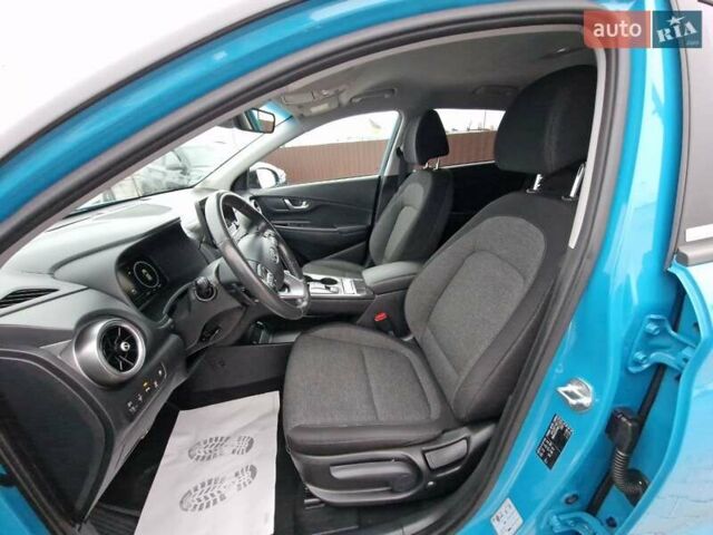 Синий Хендай Kona, объемом двигателя 0 л и пробегом 52 тыс. км за 17300 $, фото 23 на Automoto.ua