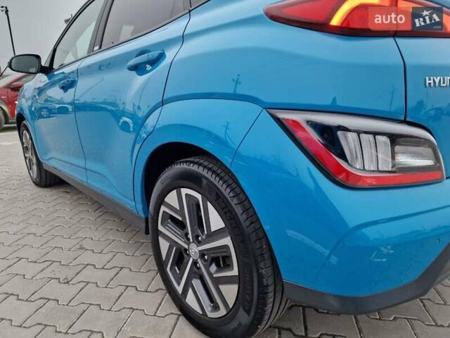 Синий Хендай Kona, объемом двигателя 0 л и пробегом 52 тыс. км за 17300 $, фото 16 на Automoto.ua