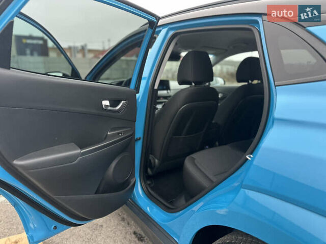 Синий Хендай Kona, объемом двигателя 0 л и пробегом 51 тыс. км за 17400 $, фото 14 на Automoto.ua